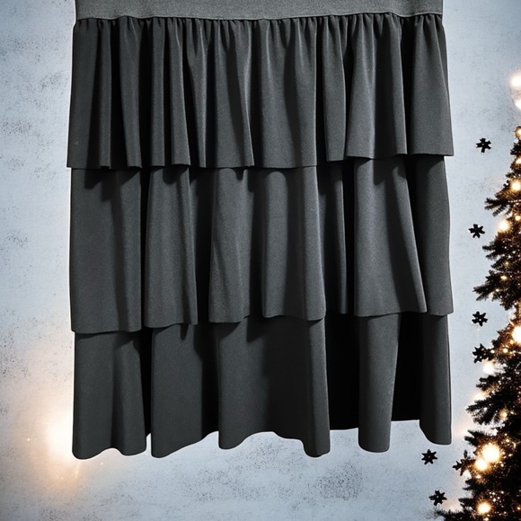 Annalee + Hope Ladies Size L Black Tiered Skirt - Picture 2 of 13